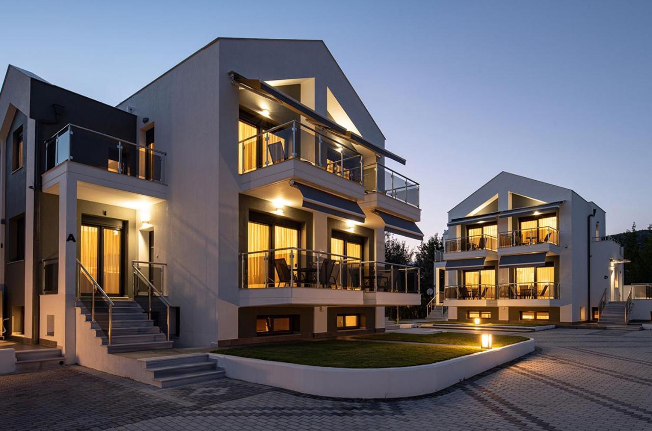 The Black Pearl Villas Kalamítsion Bagian luar foto