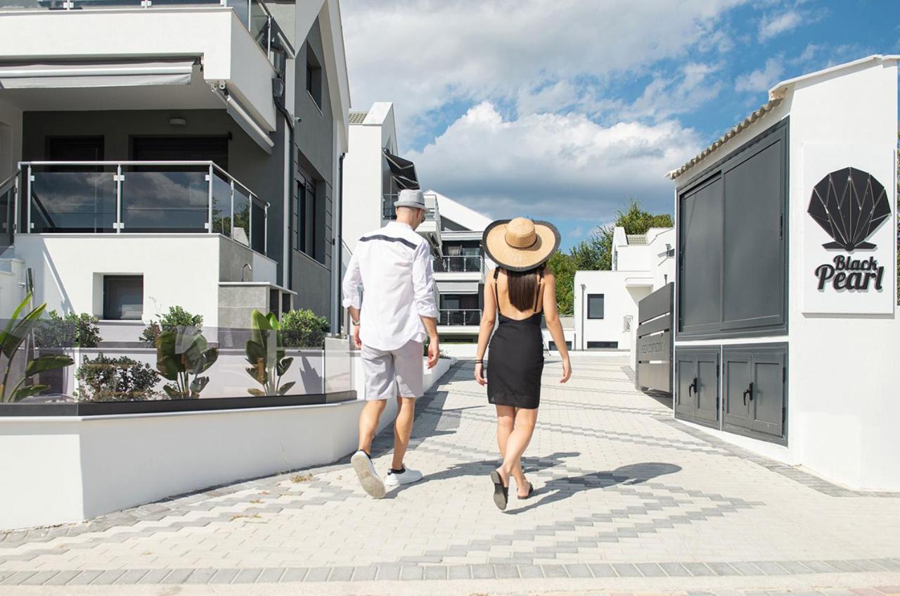 The Black Pearl Villas Kalamítsion Bagian luar foto